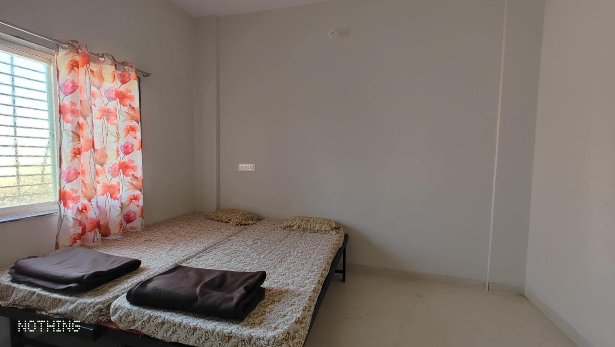 Aadishkti Bhakt Nivas Hotel Tuljapur Luaran gambar